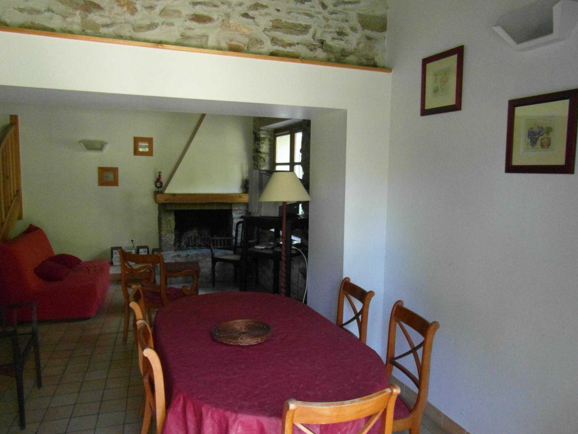 Chateau De Colombieres Sur Orb Room photo