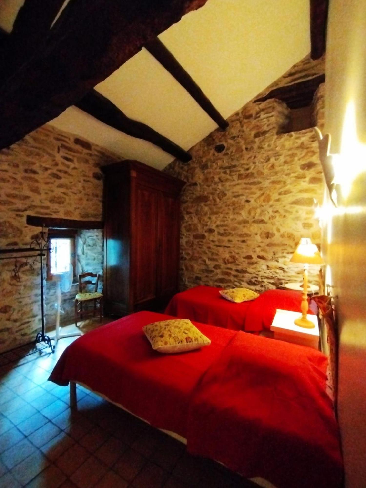 Chateau De Colombieres Sur Orb Exterior photo